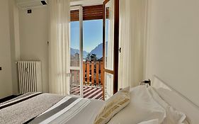 Lake Como View Apartment